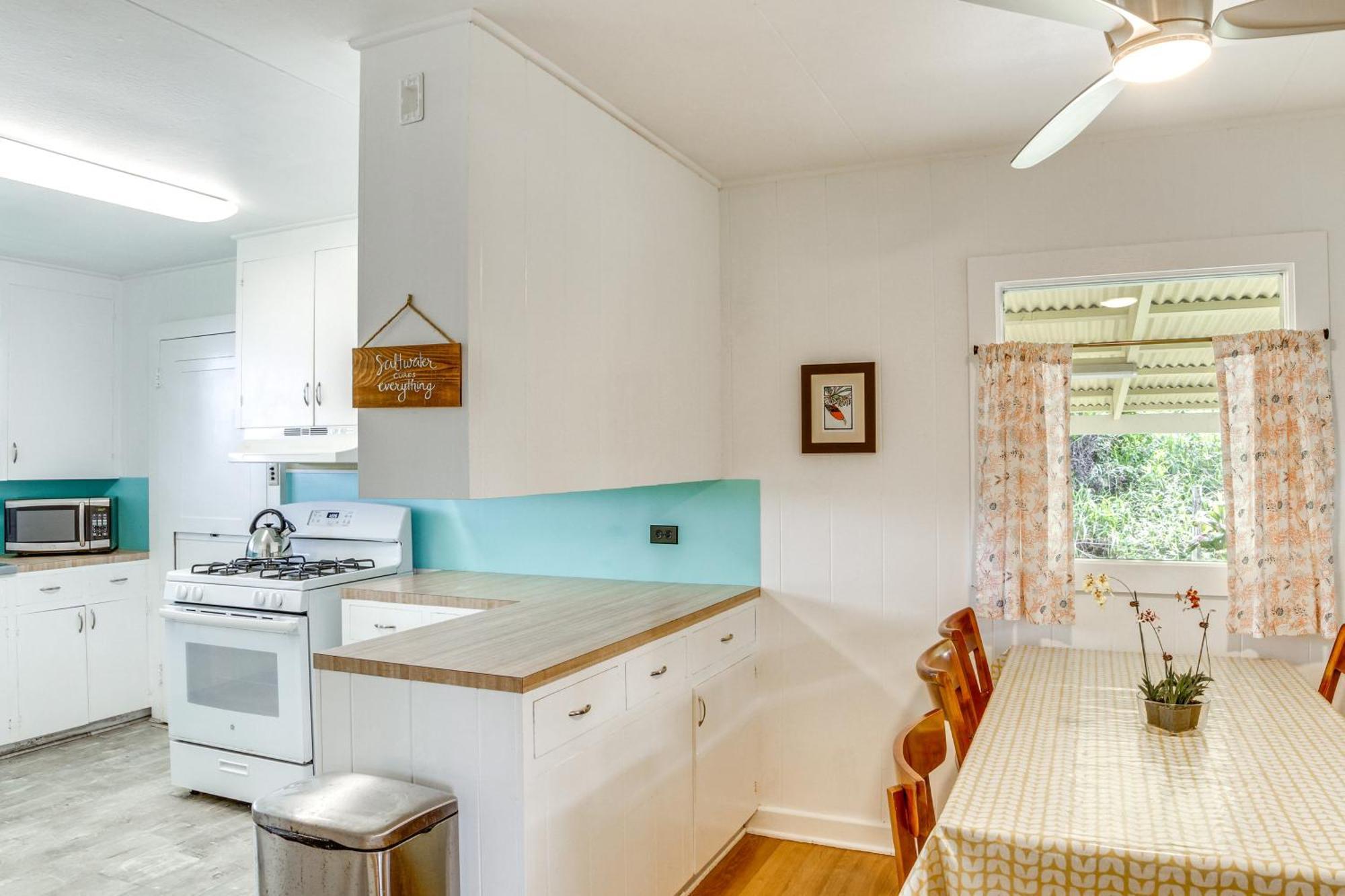 Charming Historic Hilo House Minutes To Beach! Εξωτερικό φωτογραφία